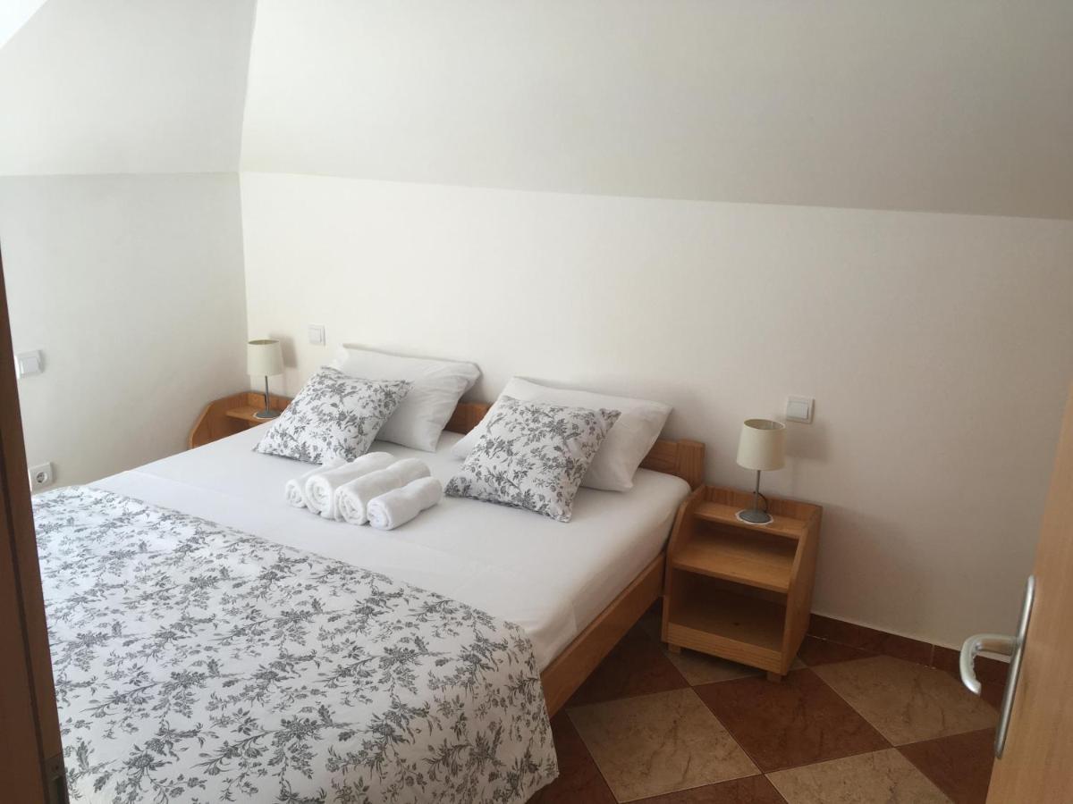 Apartments And Rooms Katija & Egon Korčula Eksteriør billede
